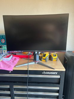 AOC  27" Super Curved Frameless Gaming Monitor