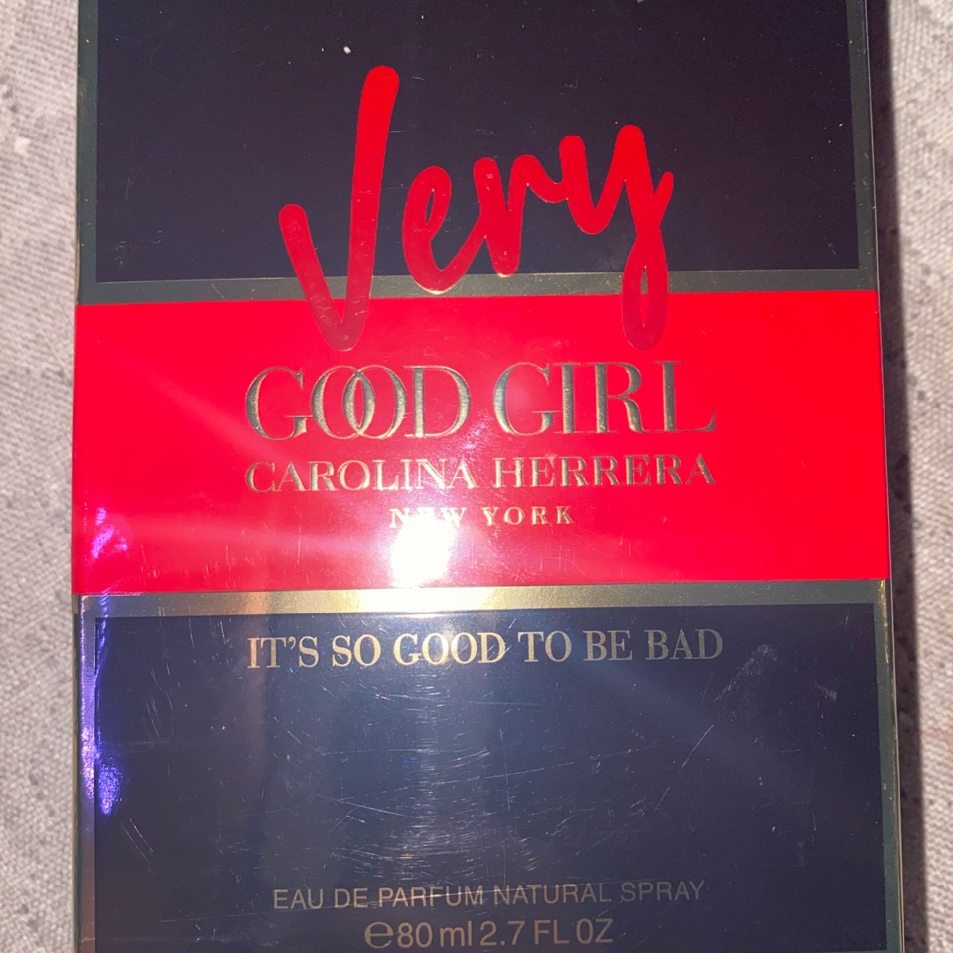 Carolina Herrera Very Good Girl Perfume