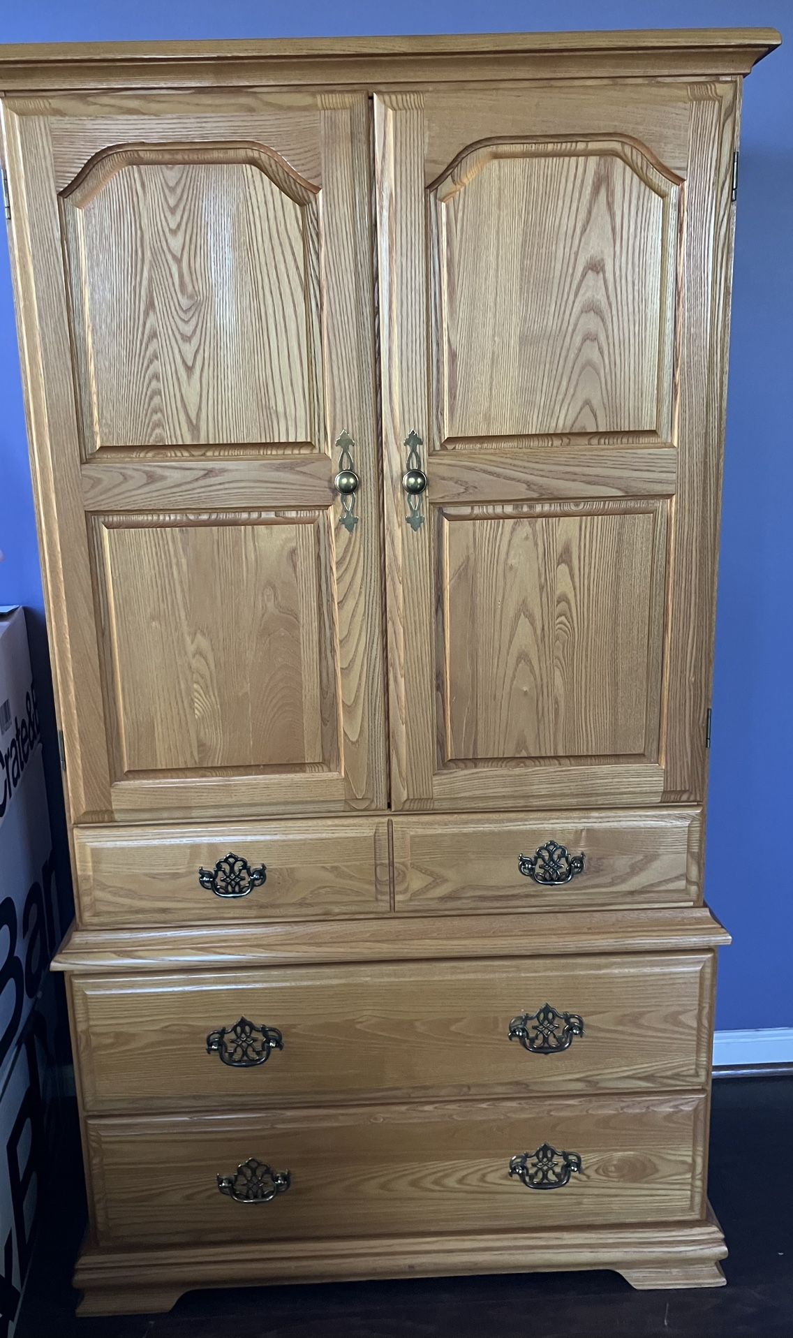 Bedroom Set Hardwood