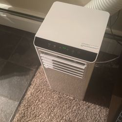 Window AC Unit 