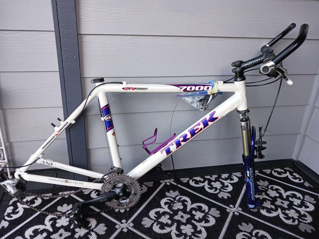 Trek 7000 Mountain Bike Frame 19.5"🚵♂️