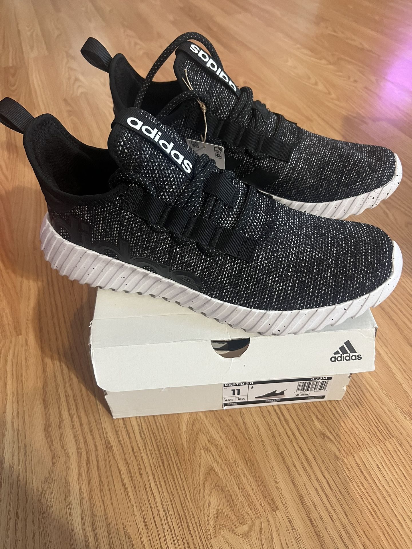 Adidas Men Shoes Size 11 And 10