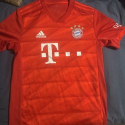 Bayern Munich Jersey Size S