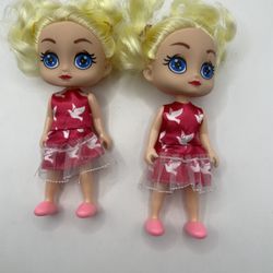 2 Modern 5” Doll Poupee with complete outfits - Identical 
