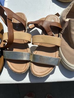 Girls shoes
