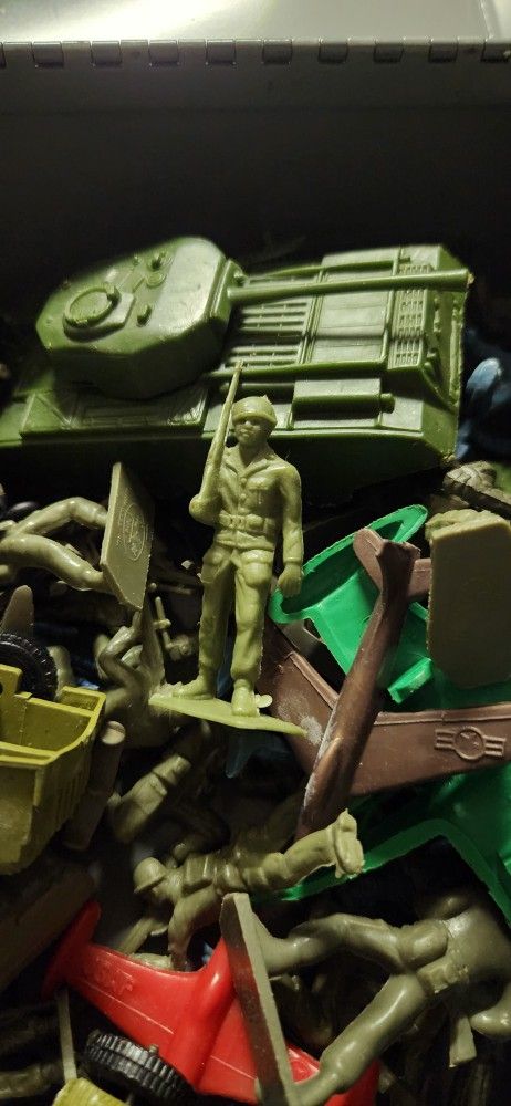 Vintage  Army Soldier Toys Make An Offer