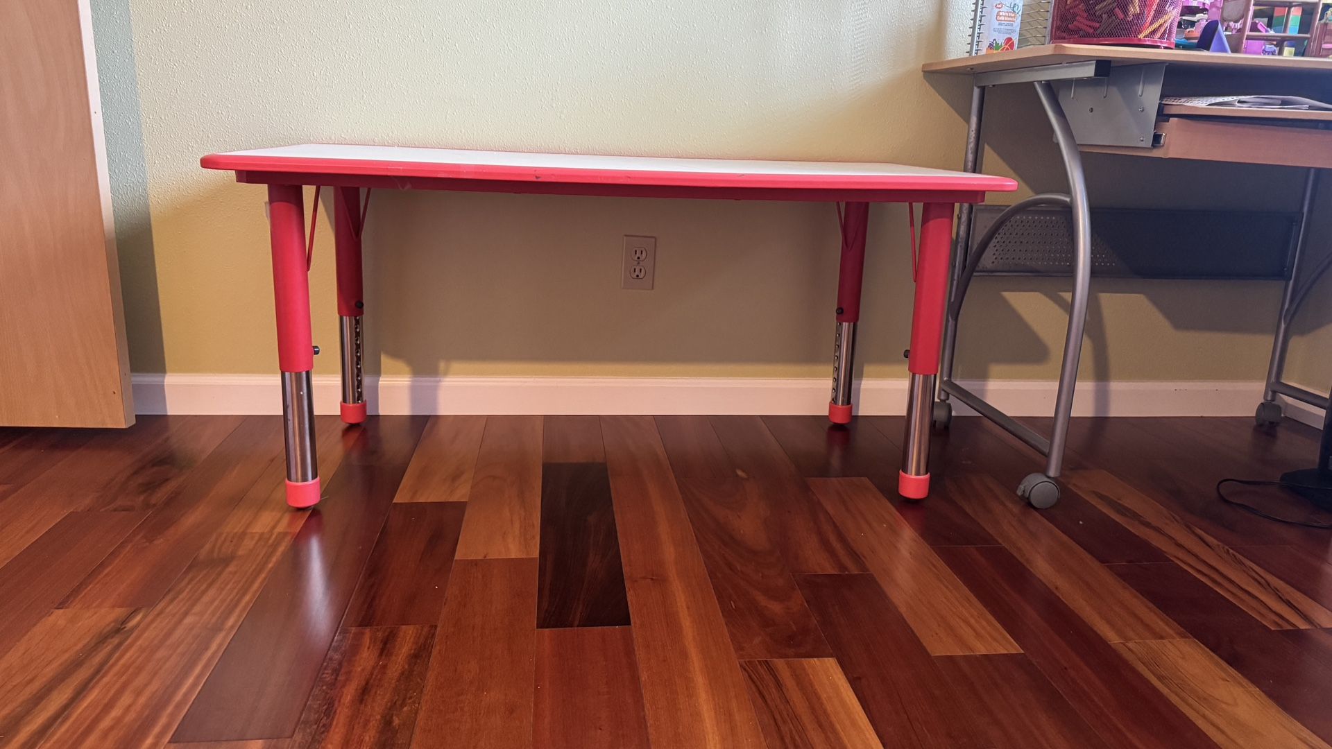 Kids Table Adjustable 