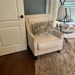 Creamy beige Accent Chair