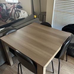 Square Dining Table & Chairs 