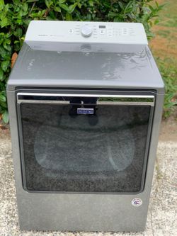 MAYTAG BRAVO XL DRYER.