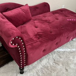 Chaise Lounge Indoor W/ 1 Pillow 