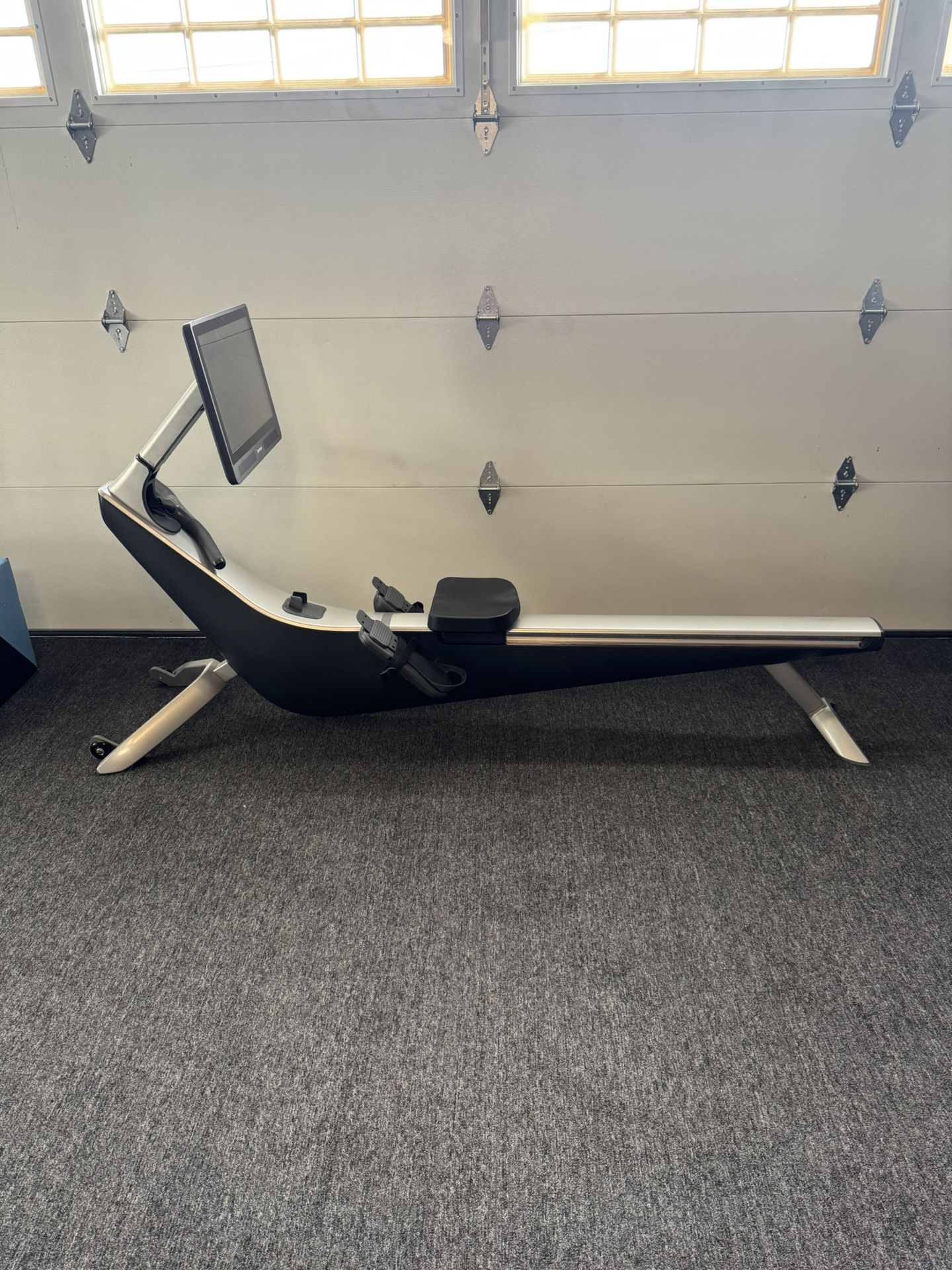 Hydro rowing Machine