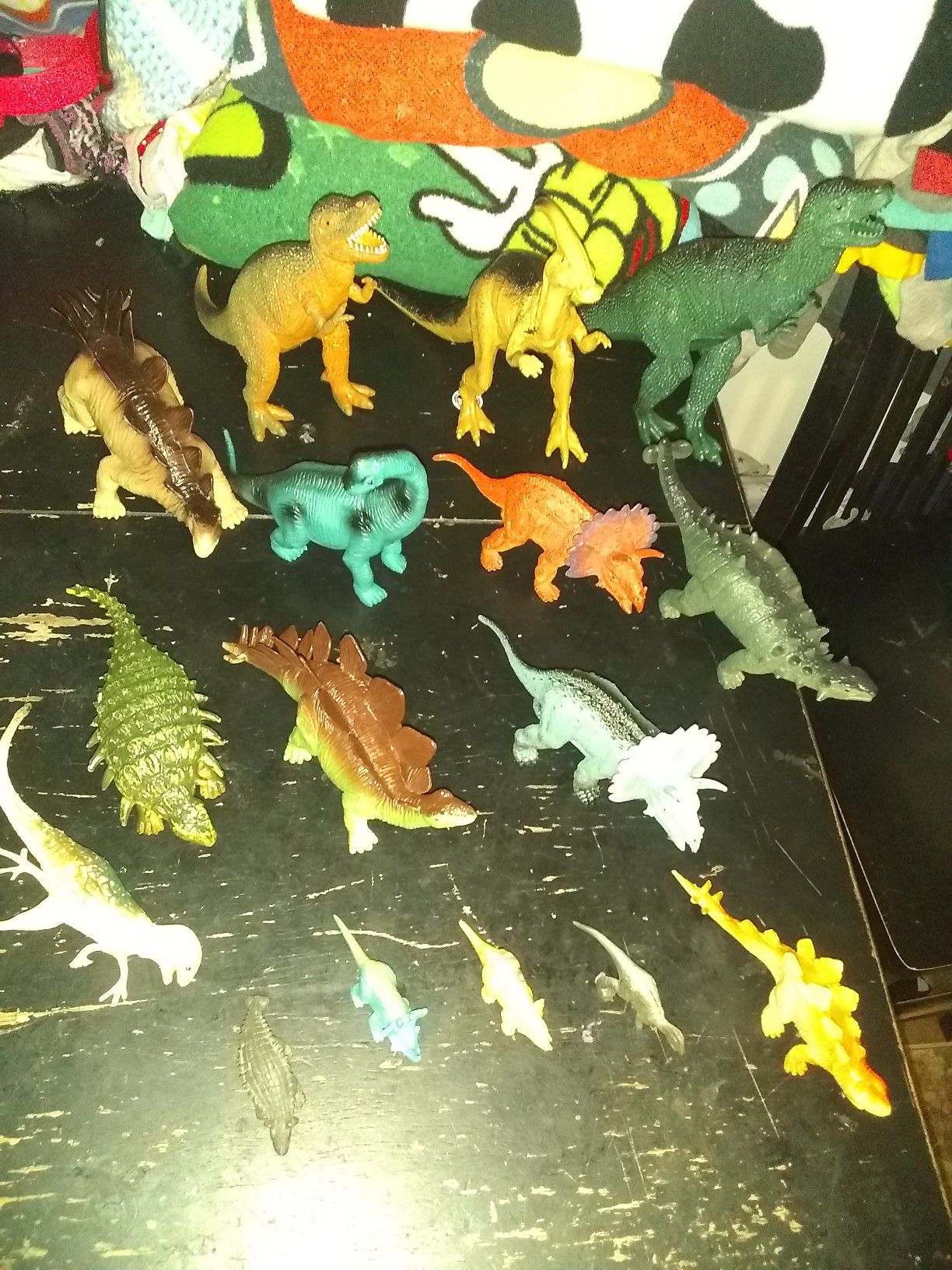 16 dinosaurs