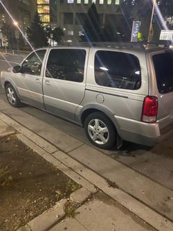 2014 Pontiac van