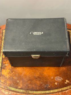 Vintage Megger Biddle 212160 Analog Insulation Tester Electrical Meter w/ Case