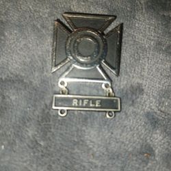 Vintage Collectabls 1/stamp/pins/Keychain/ Make Offer Reasonable Ones LOL 