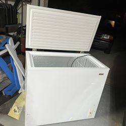 Idylls 7.1 CF Chest Freezer