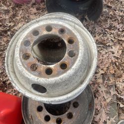 17.5 Used 10 Hole Old Style Bud Rims. 