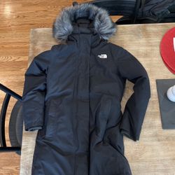 North Face Woman’s Parka