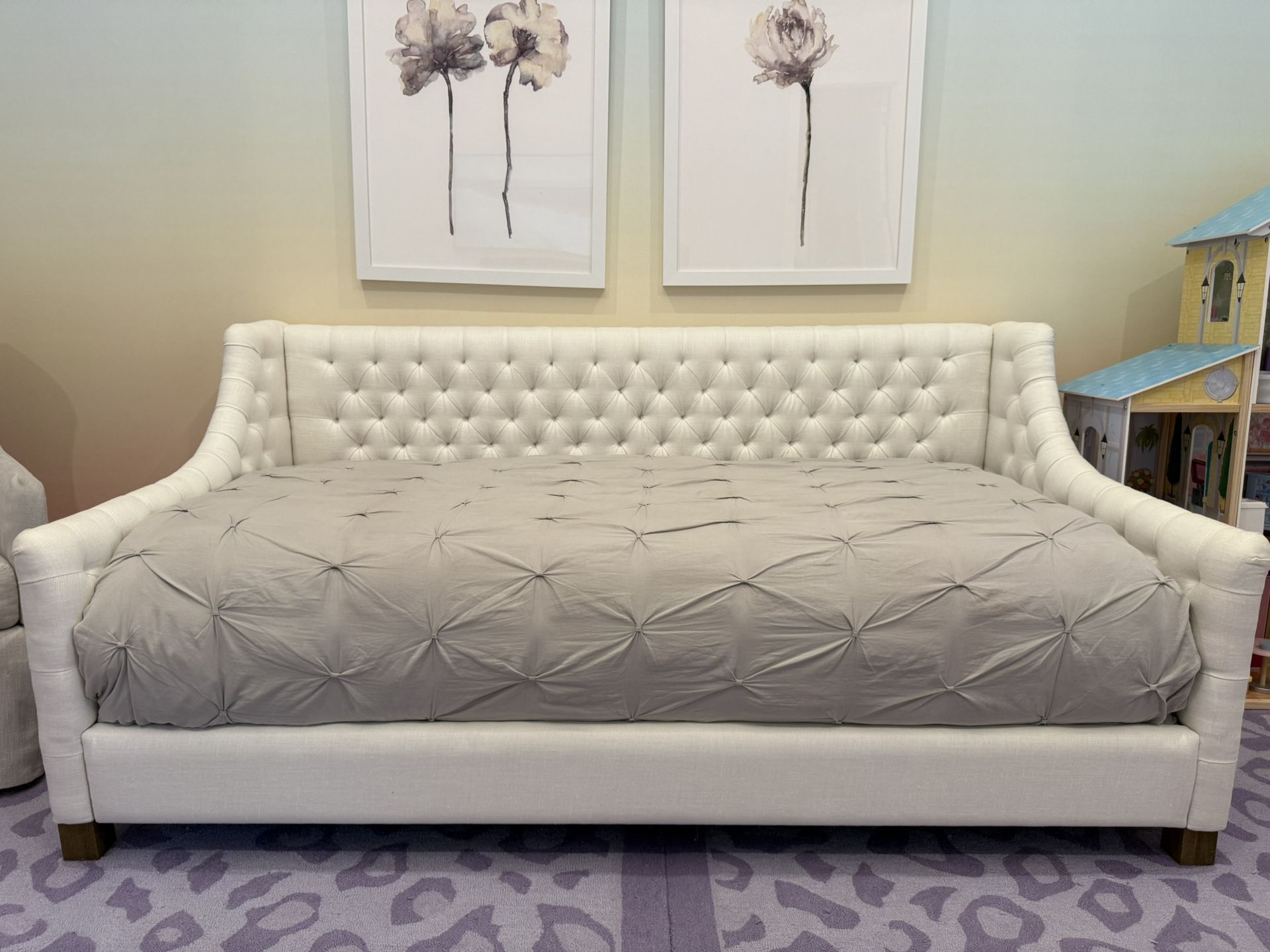 Restoration Hardware Devyn Tufted Daybed