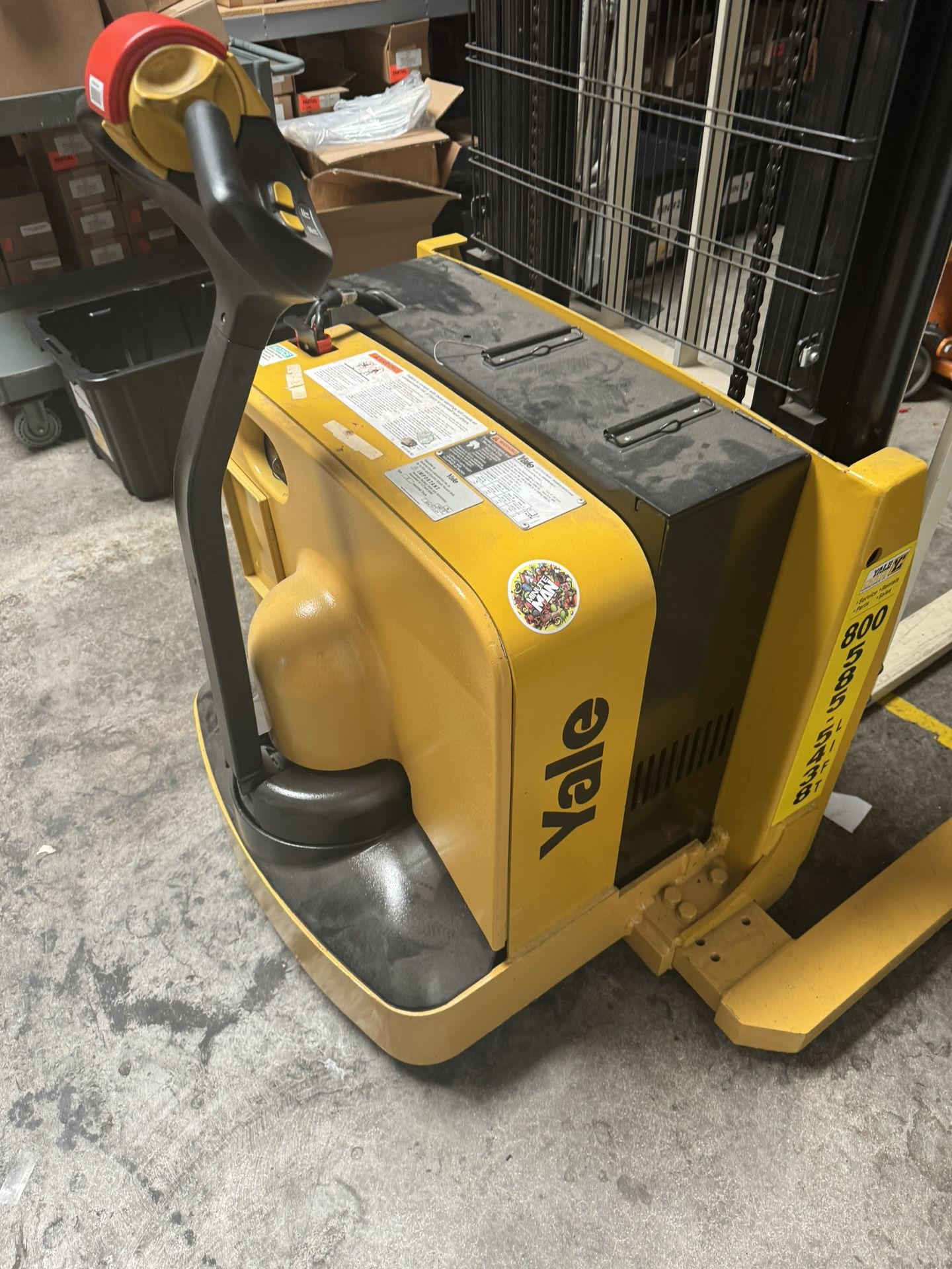 Yale Pallet Stacker as is AL 10 Code