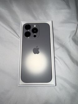 iPhone 15 pro 512GB