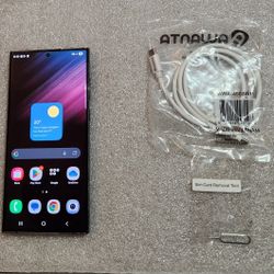 Samsung s22 ULTRA 128GB storage CARRIER UNLOCKED with charger or best offer