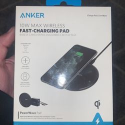 Anker Powercore Lightning Connector 10k (Charger Pad)