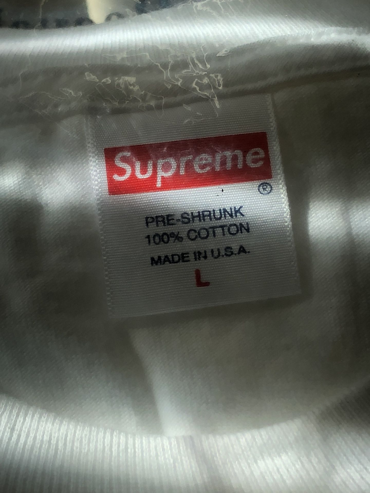 DS NWT Supreme Louis Vuitton LV Box Logo T-Shirt Size M for Sale in San  Marino, CA - OfferUp