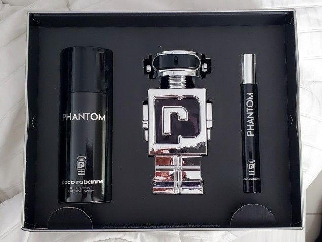 Paco RABANNE
Men's Phantom
Cologne *authentic *