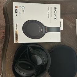 Sony WH-1000XM4