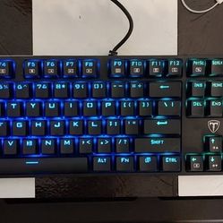Mechanical Keyboard With Blue Switches 