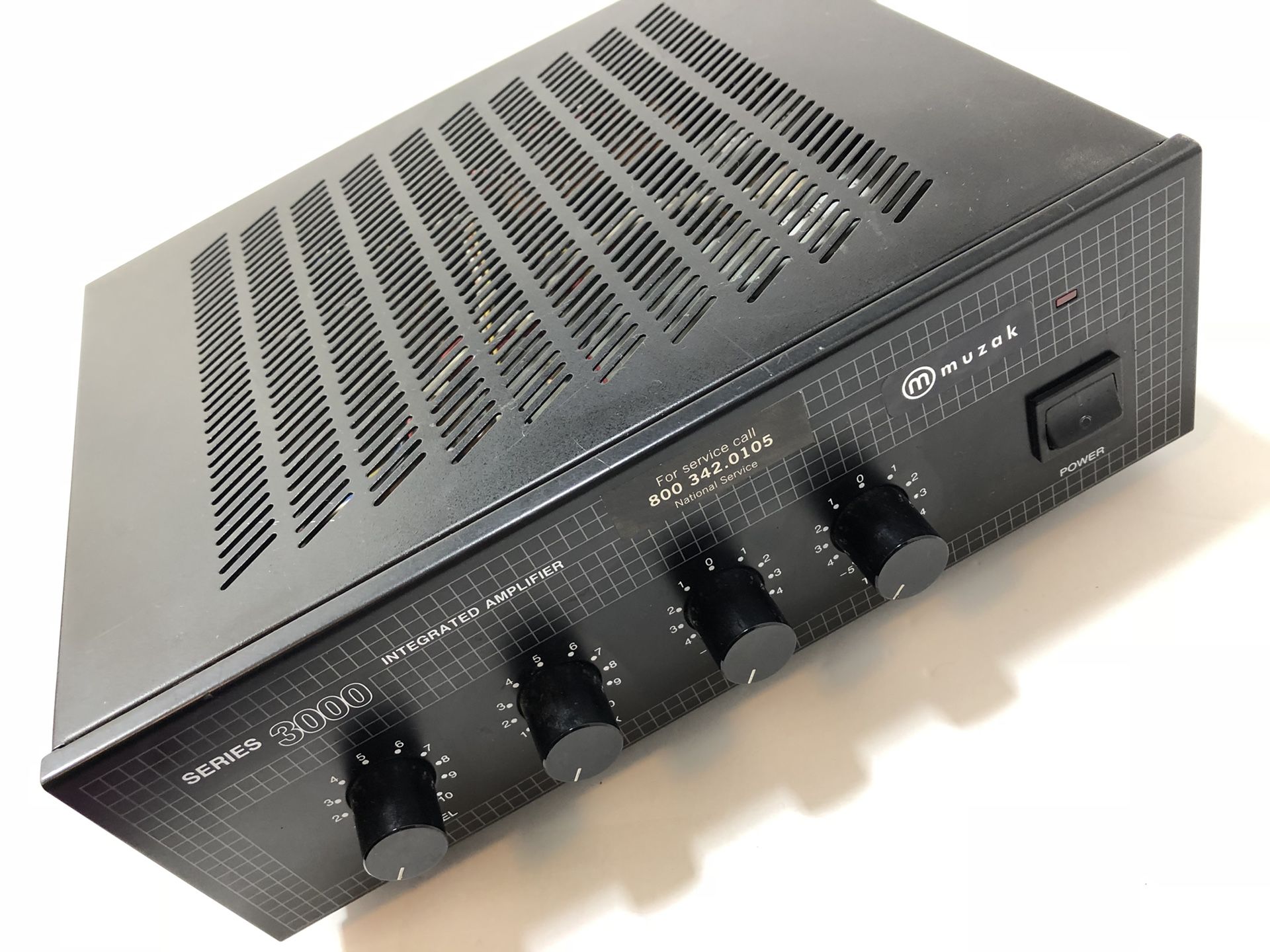 Muzak Series 3000 Integrated Amplifier T3010BGM