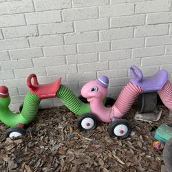 Radio Flyer, Inchworm.