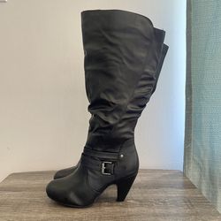 Jessica Cline Women’s Black High Heel Boots with Buckles on the Side Size 9
