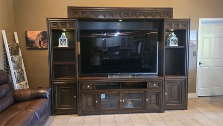 Entertainment  center
