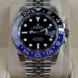 Rolex GMT-MASTER II 126710BLNR Batgirl 40 jubilee