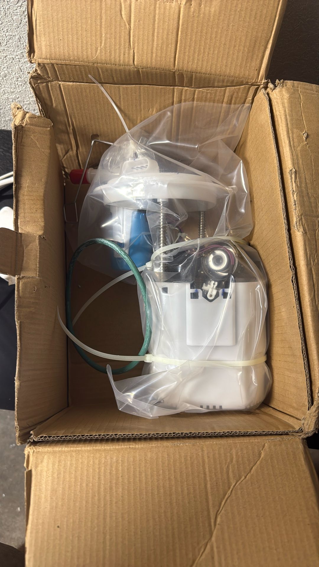 2008 GMC ACADIA FUEL PUMP