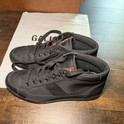 Prada Casual Shoes Size 9 Men’s 