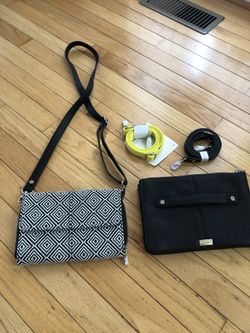 Various Thirty-One bags and wallets