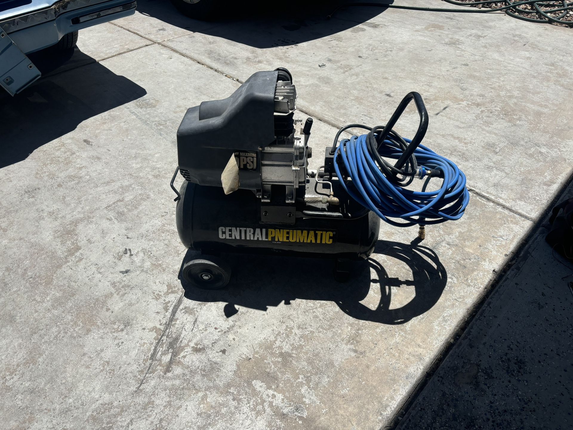 Air compressor