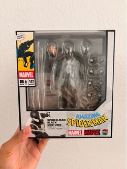 MAFEX No.147 Spider-Man (Black Costume Ver.)