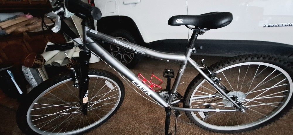 DBX Resenance Mens Bike