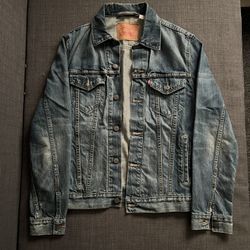 Levi Denim Jacket - MENS MEDIUM