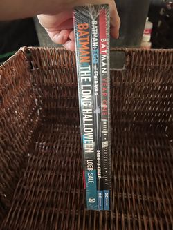 BATMAN GRAPHIC NOVELS SEALED