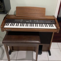 Discovery By Estey Piano In Good Condition $160