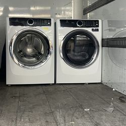 Matching Washer And Dryer Each Set Is $300Obo 