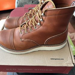 New Red Wing Men’s Boots Size 11 D