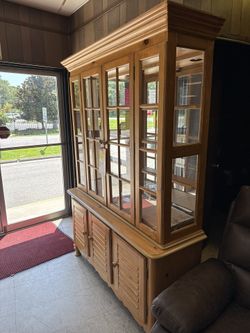 China cabinet for black Friday only $100. You must be able to move it right away. Brand new.