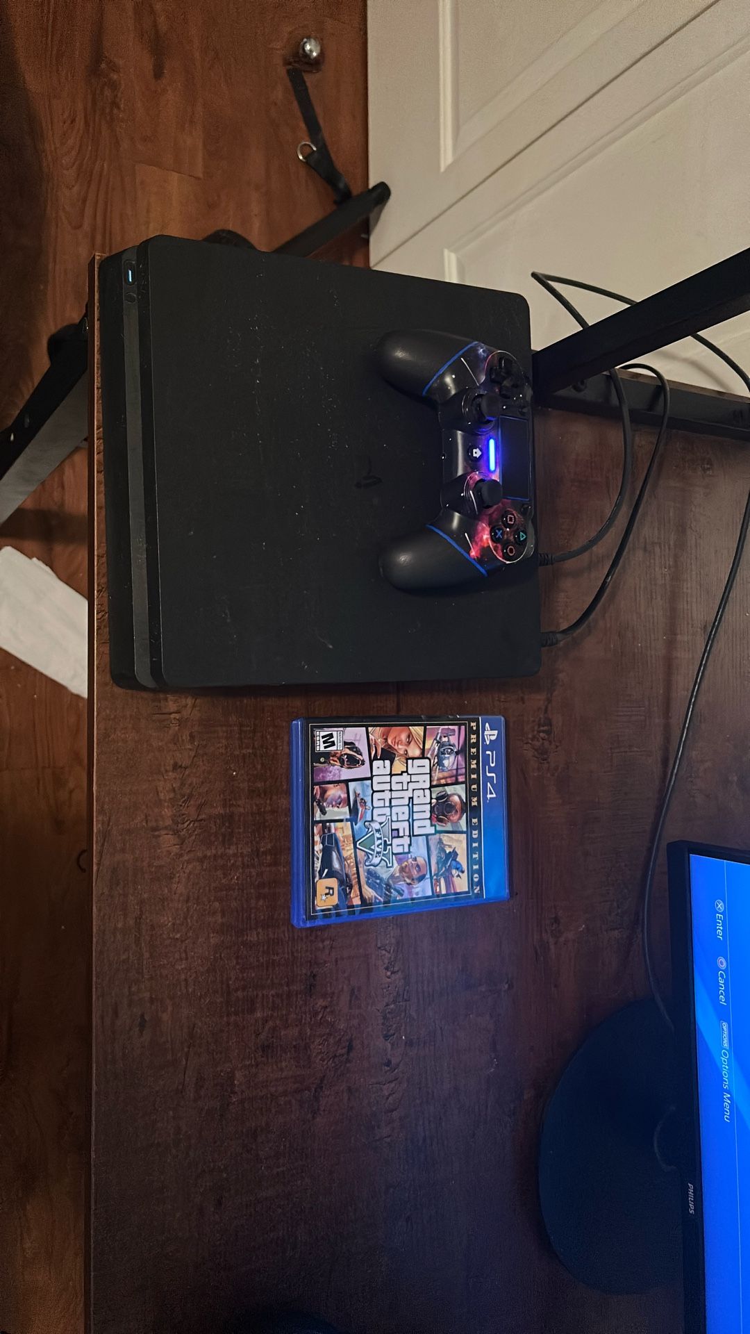 PS4 100$ OR AN XBOX SERIES S
